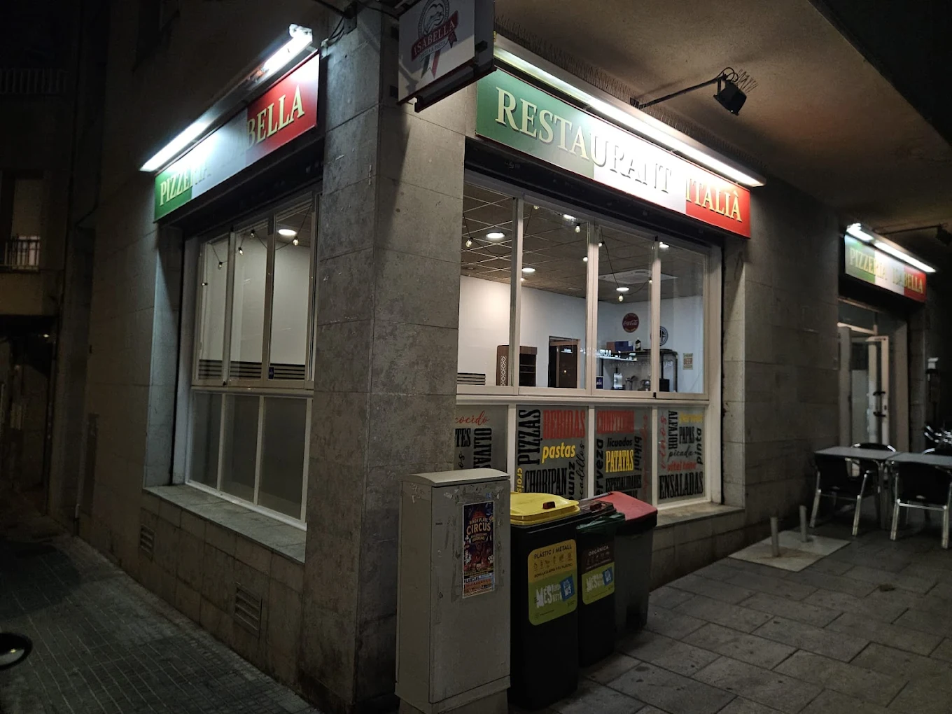 Fachada de Pizzeria Isabella en Carrer de Sant Lluís, Gavà